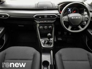 Dacia Sandero Essential TCe 90 5Sp Gsr2 - Image 3