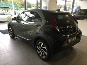 Toyota Aygo X 1.0 DESIGN S-CVT AUTOMATIC - Image 3