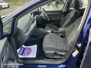 Volkswagen Golf STYLE 2.0 TDI D7F 150HP AUTO - Image 4