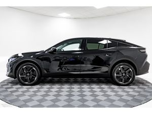 Peugeot 408 *All new Fully Electric 408* E-Allure - Image 3