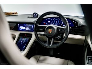 Porsche Taycan *Nice Colour Combo* 79.2 kWh 400HP - Image 3