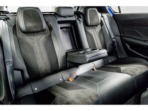Peugeot 308 GT 1.6 PHEV Auto 180HP - Image 4
