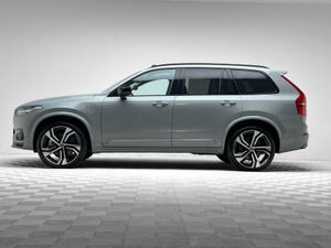 Volvo XC90 ULTRA DARK T8 RECHARGE 2.0 455HP PHEV - Image 4