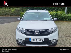 Dacia Sandero Stepway 1.0 PETROL ESSENTIAL  MODEL* - Image 2