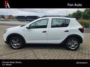 Dacia Sandero Stepway 1.0 PETROL ESSENTIAL  MODEL* - Image 4