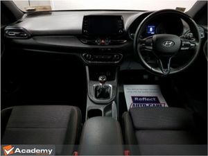 Hyundai i30 i 30 Petrol 5DR - Image 2