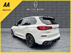 2022 BMW X5 XDRIVE 45E MSPORT PRO+ (FULL OPTION) - Image 3