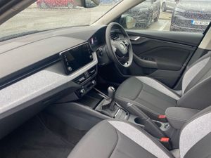 Skoda Kamiq Kamiq Selection 1.0tsi 115HP - Image 3