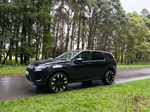 Land Rover Discovery Sport 2021 - Image 3