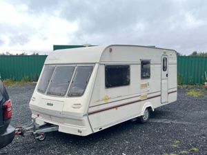 Lunar Solar 4/5 Berth Caravan For Sale - Image 3
