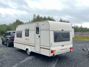 Lunar Solar 4/5 Berth Caravan For Sale - Image 4