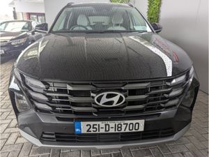 Hyundai Tucson EXECUTIVE 5DR - Image 2
