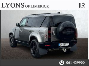 Land Rover Defender Defender 110 3.0d SE 3 Seater - Image 2
