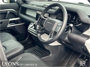 Land Rover Defender Defender 110 3.0d SE 3 Seater - Image 4