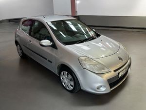 2011 Renault Clio1.2 16V ROYALE Petrol Low Mileage - Image 4