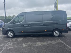 Renault Master 170BHP 9speed Auto TOP Spec LWB EX - Image 4