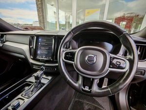 2019 VOLVO XC60 2.0 D4 R-DESIGN AWD AUTO 190HP - Image 4