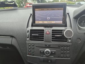 MINT Mercedes-Benz C-Class 2011 AUTOMATIC - Image 2