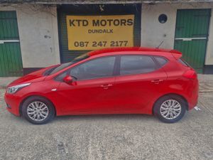Kia Ceed 2015 - Image 2