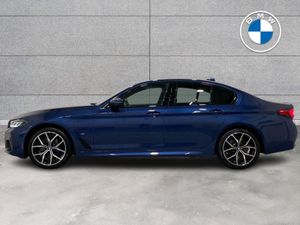 BMW 5 Series 530e M Sport Saloon - Image 4