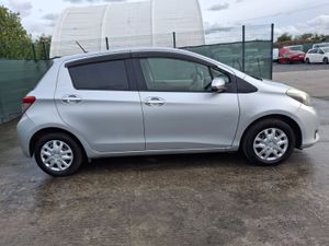 *2011 Toyota Vitz   Automatic, drive home!! - Image 4