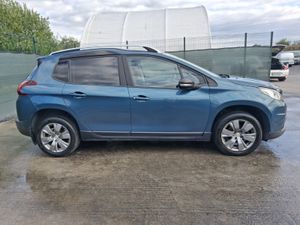 *172  Peugeot 2008 1.6hdi Light Damage - Image 4