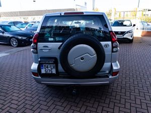 TOYOTA LANDCRUISER 3.0D4D LEFT HAND DRIVE MANUAL - Image 4