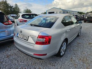 Skoda Octavia Style 1.6tdi 90HP 4DR - Image 2