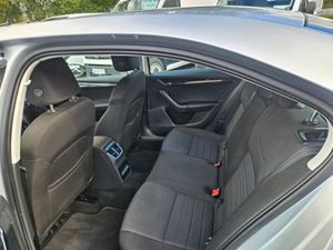 Skoda Octavia Style 1.6tdi 90HP 4DR - Image 3