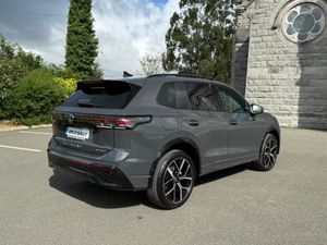 2025 VOLKSWAGEN TIGUAN R LINE E HYBRID AUTO - Image 3