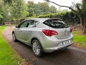 151 Opel Astra 1.6L, Taxed & NCT until May 2026! - Image 2