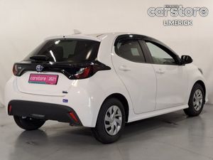 Toyota Yaris 1.5 Hybrid Auto - Image 3
