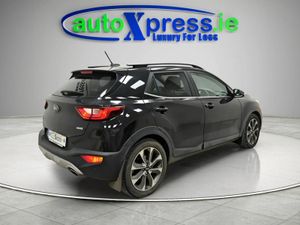 Kia Stonic 1.6 Reversing camera - Image 4