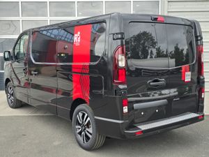 Renault Trafic Exclusive 170BHP Manual Black - Image 4