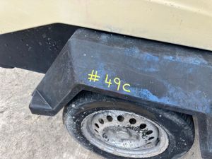 2018 DOOSAN 105 CFM ROAD AIR COMPRESSOR - Image 3