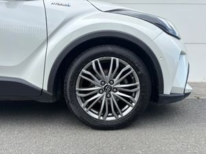 2022 TOYOTA CHR HYBRID LUNA A/T 1 OWNER - Image 4