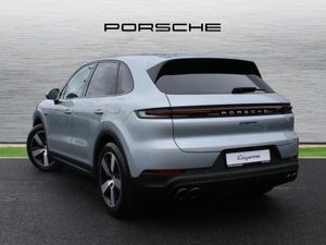 Porsche Cayenne E-hybrid Coupe - Image 2