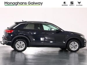 Volkswagen T-Roc DESIGN 2.0 TDI 115HP - Image 3