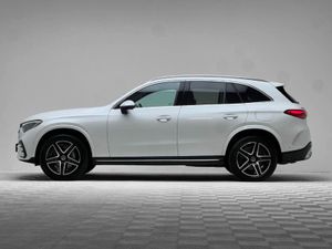 Mercedes-Benz GLC 300E AMG LINE - Image 4