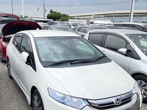 2013 Honda Insight 1.5 Hybrid Exclusive model - Image 2