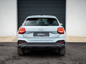 Audi Q2 TDI Technik - Image 3