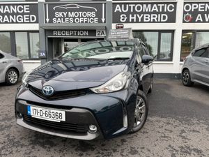 2017 Prius 7 seater 1.8 Petrol Hybrid,  30k Miles - Image 2