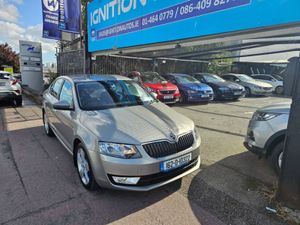 Skoda Octavia 1.6 TDI, STYLE MODEL, HISTORY, FINAN - Image 4