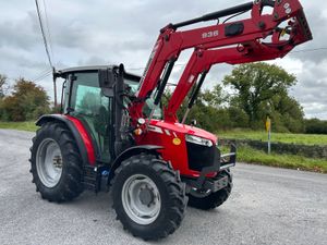 2017 Massey Ferguson 4709 with Loader - Image 3