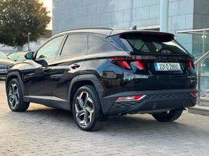 Hyundai Tucson Executive Phev Auto 2 Tone Roof - Image 4
