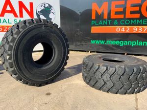 29.5 x 25 ROCKBUSTER SHOVEL  / DUMPER TYRES. - Image 3