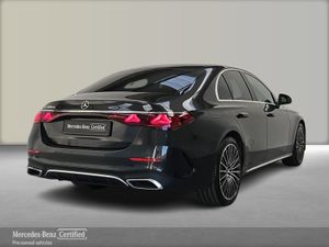 Mercedes-Benz E-Class E 300 de AMG Line Plus - Image 4