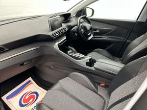 Peugeot 5008 1.5hdi Allure  auto   95 P/W - Image 4