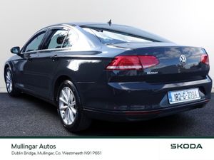 Volkswagen Passat SE Business - Image 3