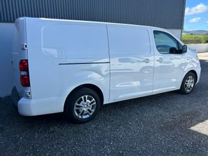 2021 Opel Vivaro , 2.0 with Air conditioning - Image 3